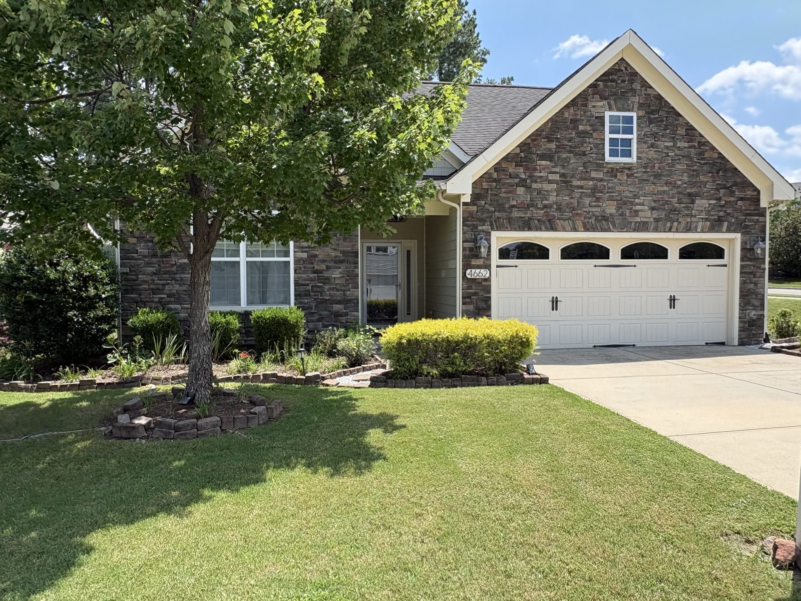 4662 Crown Parkway — front of home